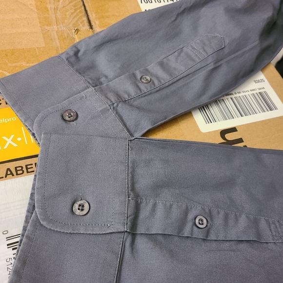 Volcom Tailored Long Sleeve Shirt Size XL - Picture 5 of 6